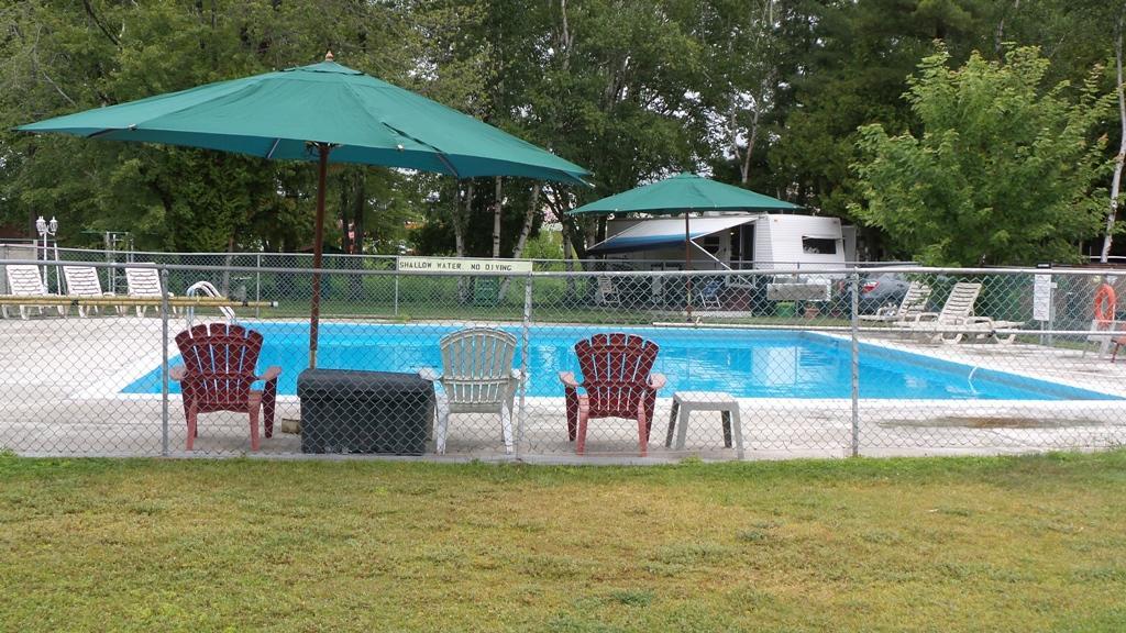 نورث بي Franklin Motel, Tent & Trailer Park المظهر الخارجي الصورة