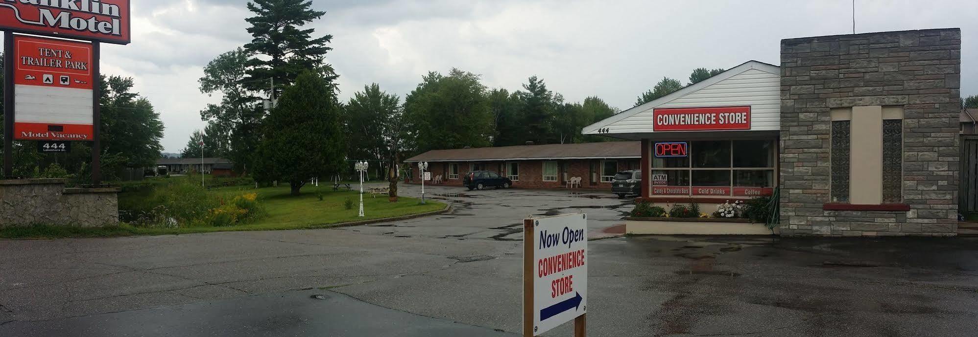 نورث بي Franklin Motel, Tent & Trailer Park المظهر الخارجي الصورة